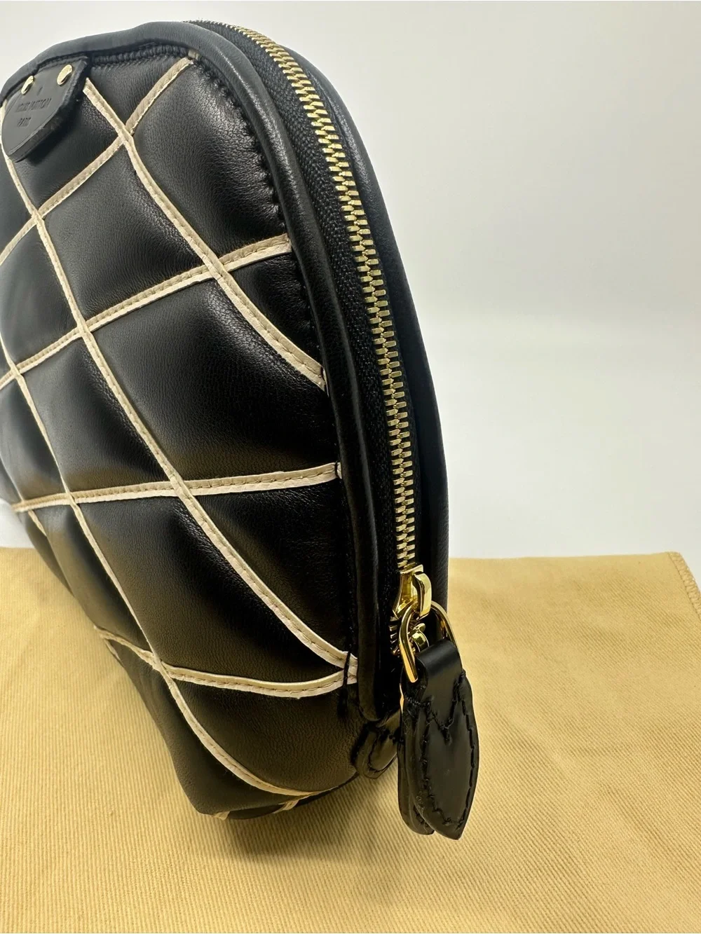 Louis Vuitton Malletage cosmetic pouch-blk/off white